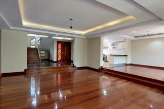 Luxury 5-Bedroom All En-Suite Townhouse for Sale in Lavington