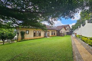 Luxury 9-Bedroom Villa on 0.8 Acres Lavington KES 350M